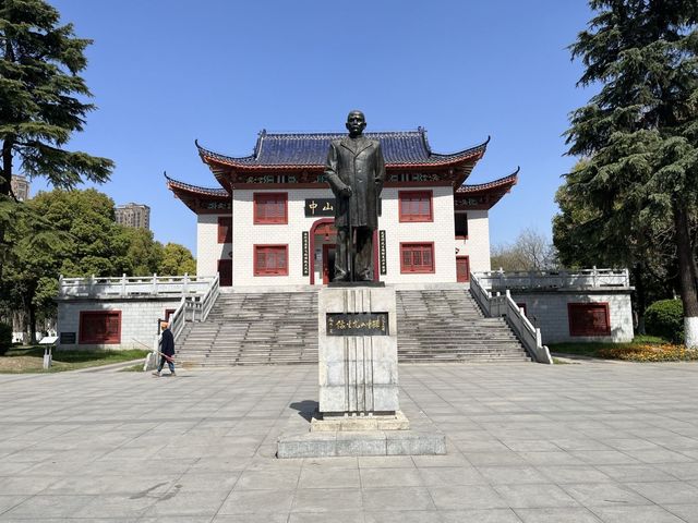 救命！喺人信匯搵到美食街入面嘅神仙酒店！