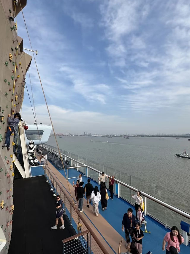 🛳️ Just back from Royal Caribbean – Spectrum of the Seas