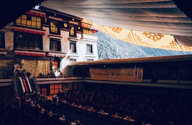 哲蚌寺:在離天最近的寺廟,找回生活的初心 哲蚌寺:在離天最近的寺廟,找回生活的初心