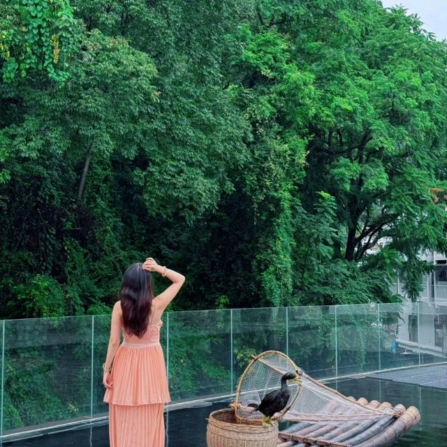 Yangshuo Lijiang Sanctuary: Craft Your Verse Amidst Landscapes and Viral-Worthy Moments. Yangshuo Lijiang Sanctuary: Craft Your Verse Amidst Landscapes and Viral-Worthy Moments.