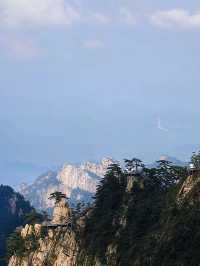 雲霧繚繞仙境堯山