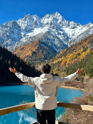Jiuzhaigou November-December Autumn and Winter Secret Realm: