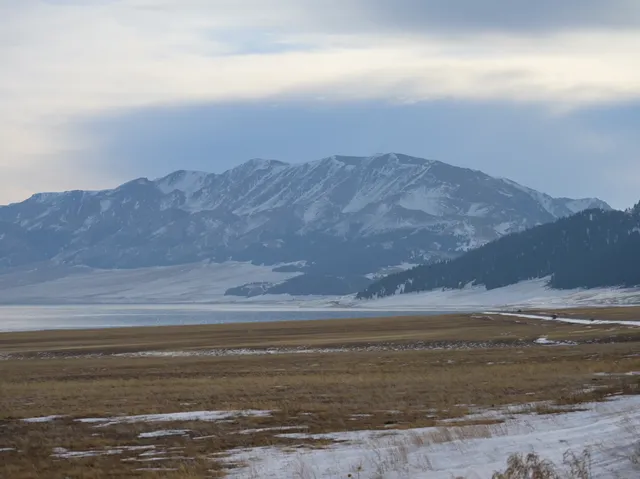 賽里木湖粉調彩霞時刻及拍攝位置