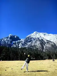 一日攬三景:帶娃暴走玉龍雪山雲杉坪藍月谷
