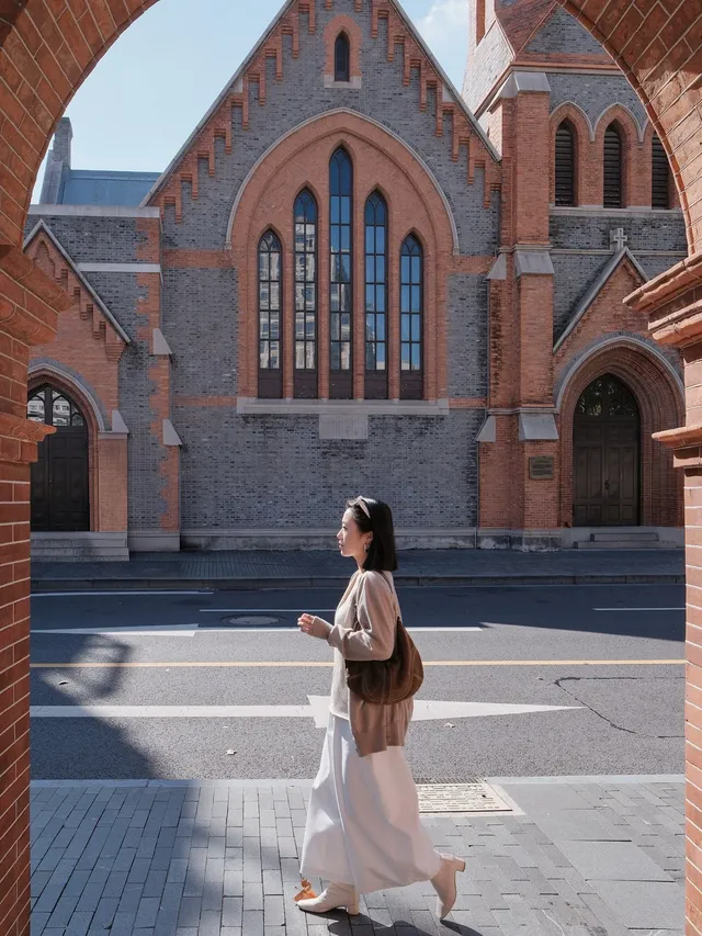上海冬天拍照都好看的地方北外灘citywalk 上海冬天拍照都好看的地方北外灘citywalk