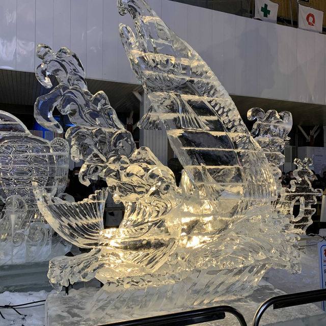札幌　札幌観光　2023さっぽろ雪まつり　すすきの会場の氷像が芸術だった！