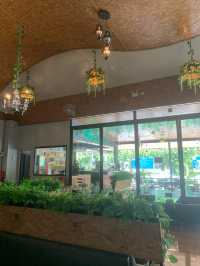เวคอัพ คาเฟ่ - ทางไปสะพานหิน