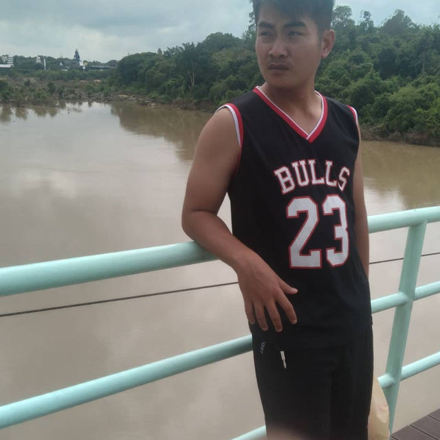 สะพานแขวนแก่งตะนะ