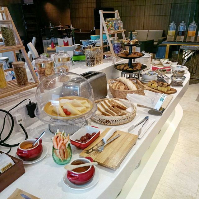 Sit back & Relax in the Executive Lounge 