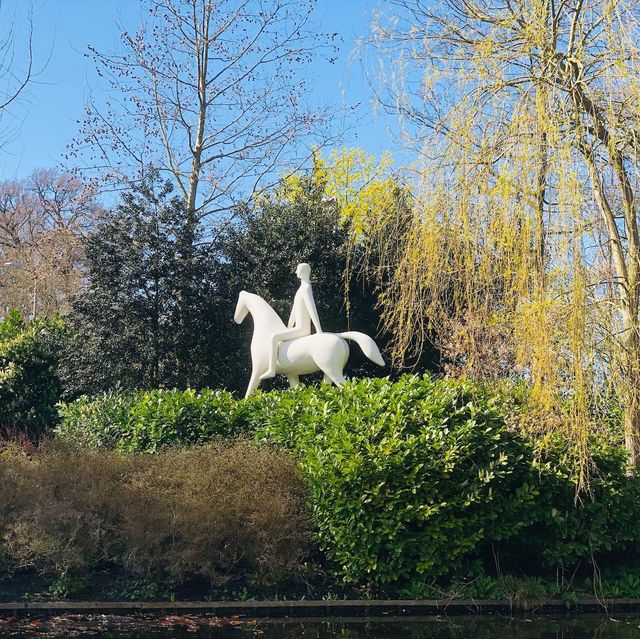 荷蘭🇳🇱利瑟· 藝術雕像美侖美奐⛲️Keukenhof庫肯霍夫花園