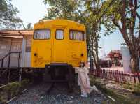 นั่งรถไฟไปหัวหินกัน แวะสถานีรถไฟที่สวยที่สุด