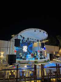 🌟 De'Sands: Santorini in Batam! 🏝️