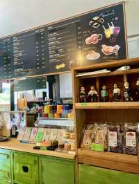 【韓國釜山】 우인 ☕️飽覽甘川洞文化川嘅cafe 