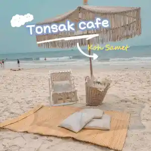 Tonsak cafe คาเฟ่ ริมชายหาด