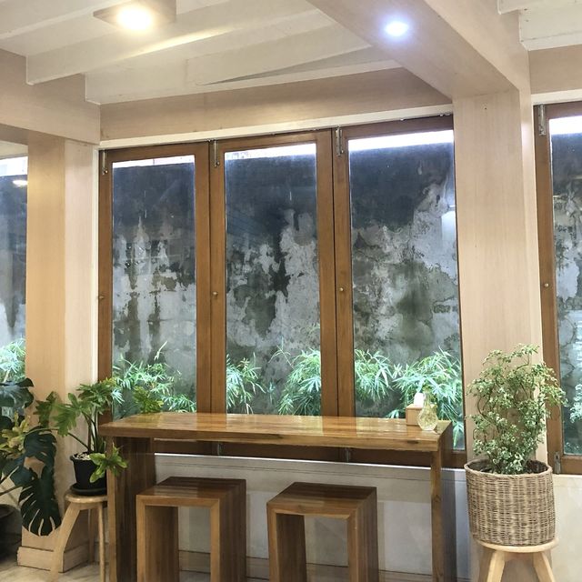 คาเฟ่สุดชิลล์ ไม้ประดิษฐ์ สุโขทัย