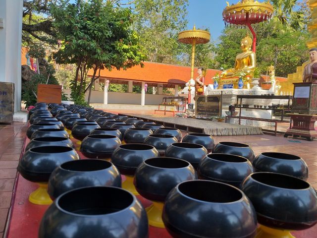 วัดพระธาตุจอมทอง