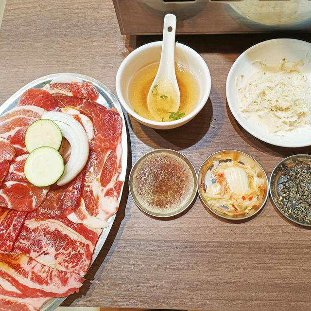 個人日式燒肉~獨食燒肉 高雄鹽埕最好吃又划算的燒肉 獨立烤盤 可單人也可以多人