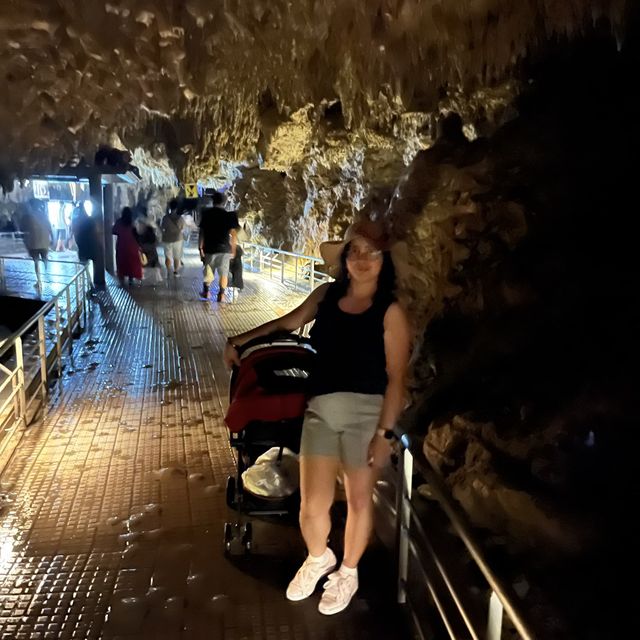 Incredible cave “Okinawa World”