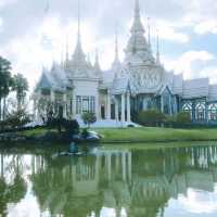 หลวงพ่อโตองค์ใหญ่ที่สุดในไทย