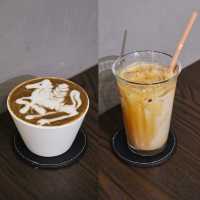 【咖啡研究所☕️燒春雞拼烤豬肋骨】