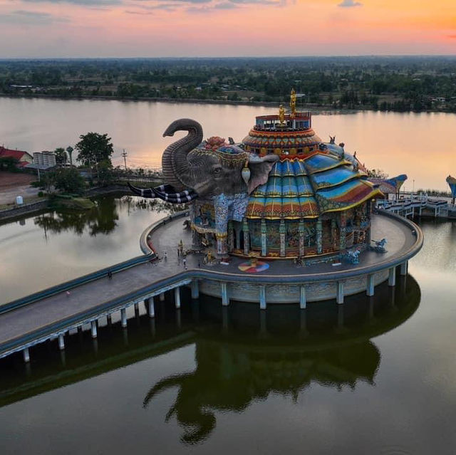 วิหารเทพวิทยาคม วัดบ้านไร่ 