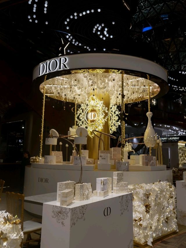 香港聖誕裝飾 | Dior聖誕夢幻樂園 香港聖誕裝飾 | Dior聖誕夢幻樂園