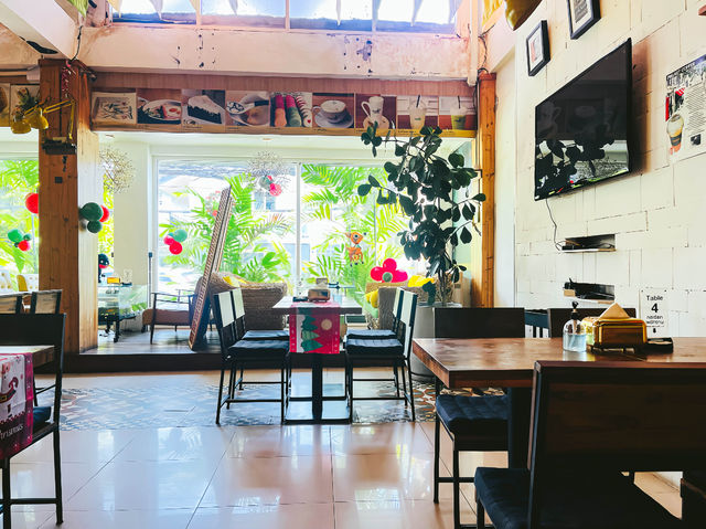 เช็คอินกินข้าว ร้านกล้วยน้ำว้า สามกอง ภูเก็ต 