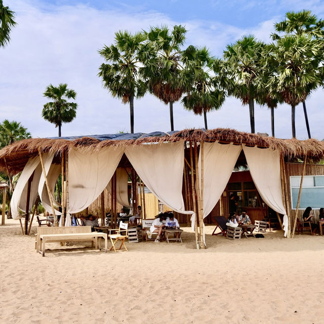 BAMP : Beach&Cafe คาเฟ่สุดชิลริมทะเลหัวหิน-ปราณบุรี