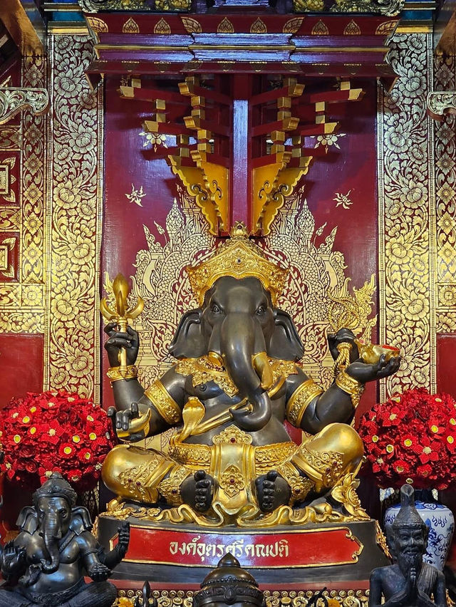 📍"วัดป่าแดด“วัดดังที่สายมูต้องไม่พลาด!!!