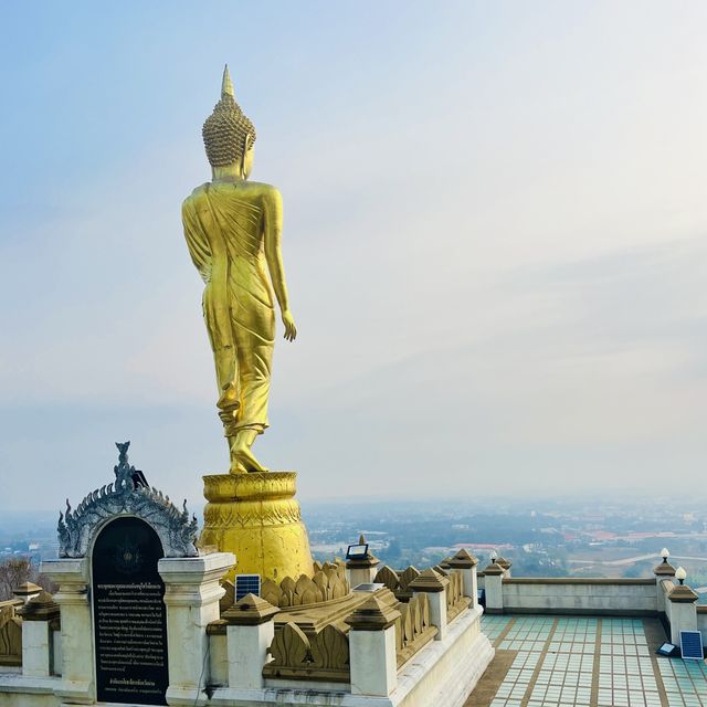 ชมวิวน่าน ไหว้พระธาตุเขาน้อย