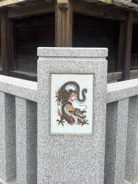 【福岡神社】城跡に隣接すふ参道から海の見える神社