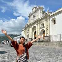 Parque Central in Antigua, Guatemala🇬🇹