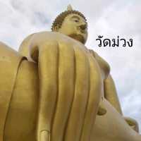สักการะพระใหญ่ วัดม่วง