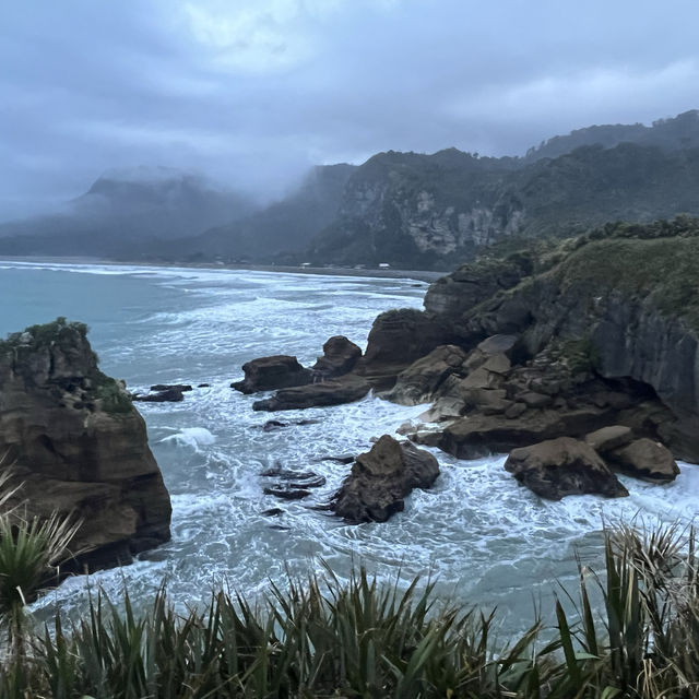 Have pancakes whilst seeing pancakes at Punakaiki Pancake rocks 