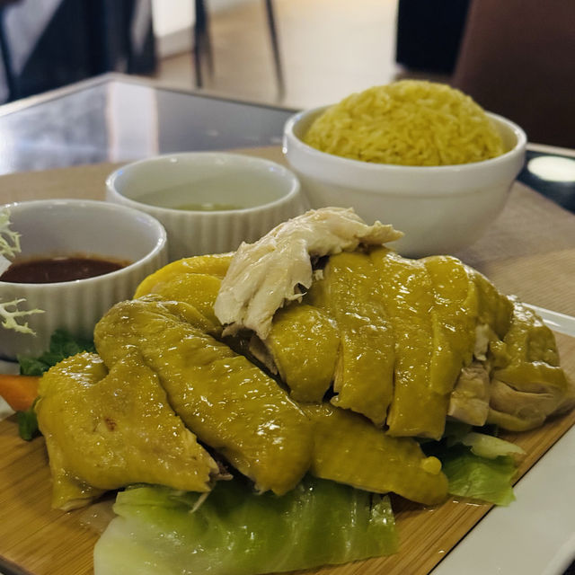 🏛️Luna Bar & Restaurant