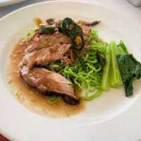 พามาทานบุฟเฟ่ต์อาหารนานาชาติ