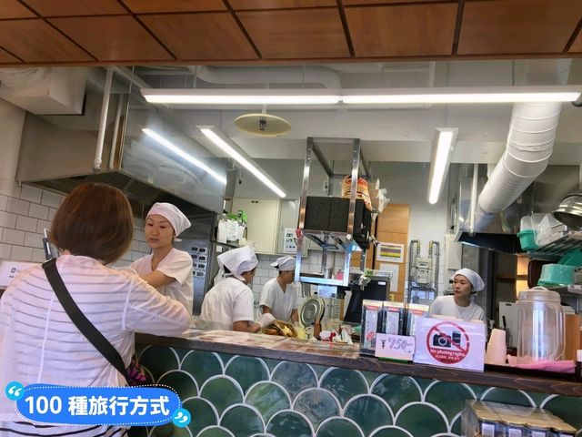 日本沖繩-北谷美國村的人氣肉蛋飯糰：Onigiri Breakfast