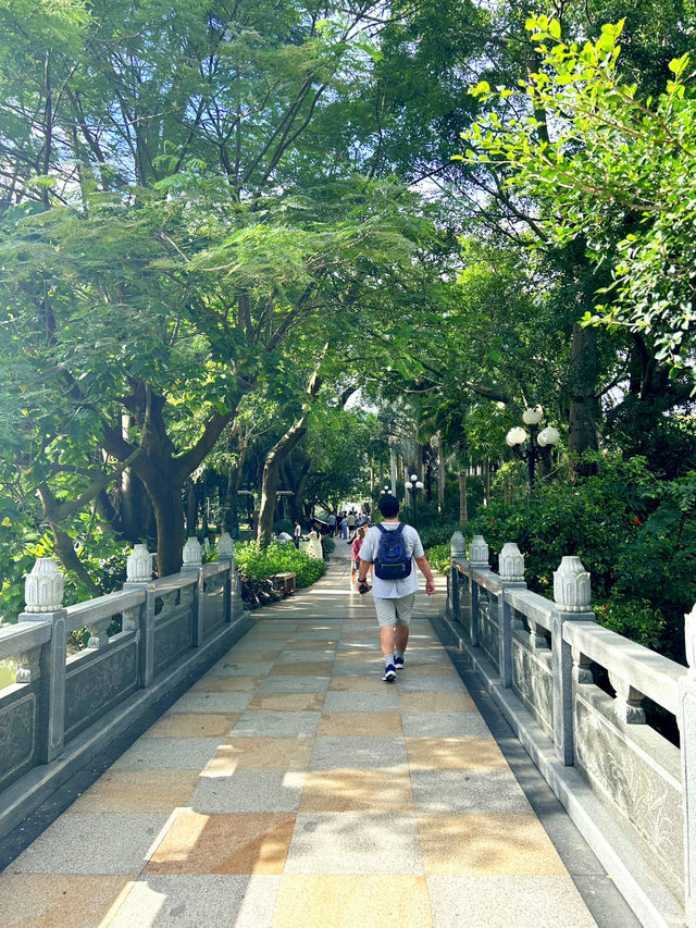 Exploring Shenzhen Lizhi Park