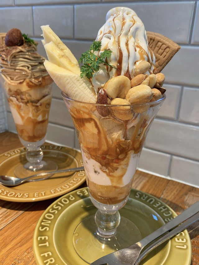 【福岡カフェ】季節限定パフェも定番パフェも食べたくなる❣️