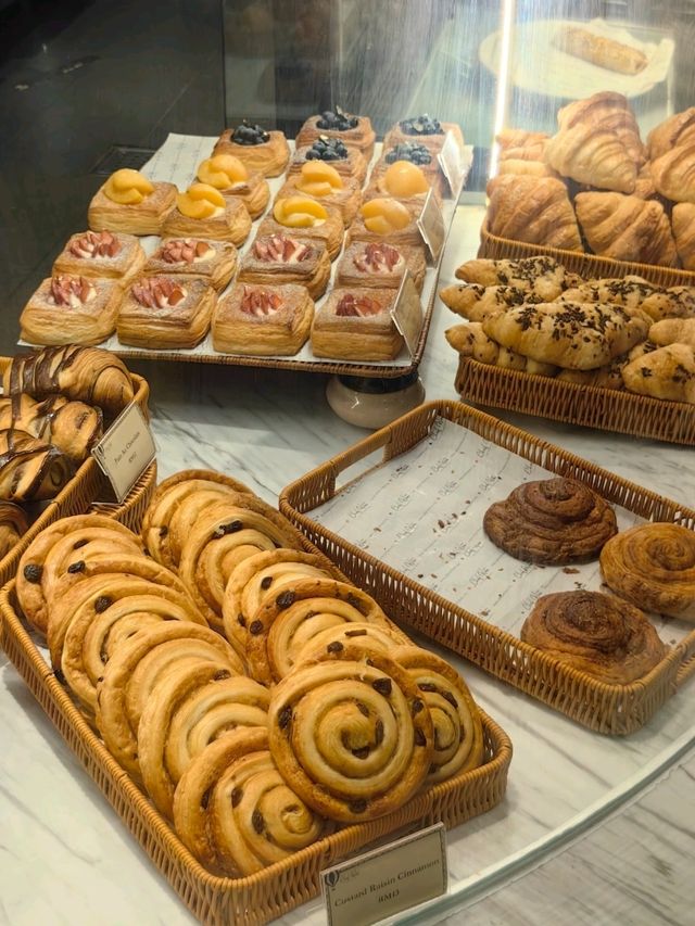 A Cozy Petit Café by Chef Wan in KLIA1