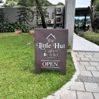คาเฟ่ The Little Hut Cafe By Tolo สุพรรณบุรี