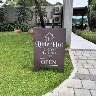 The Little Hut Cafe By Tolo in Suphanburi