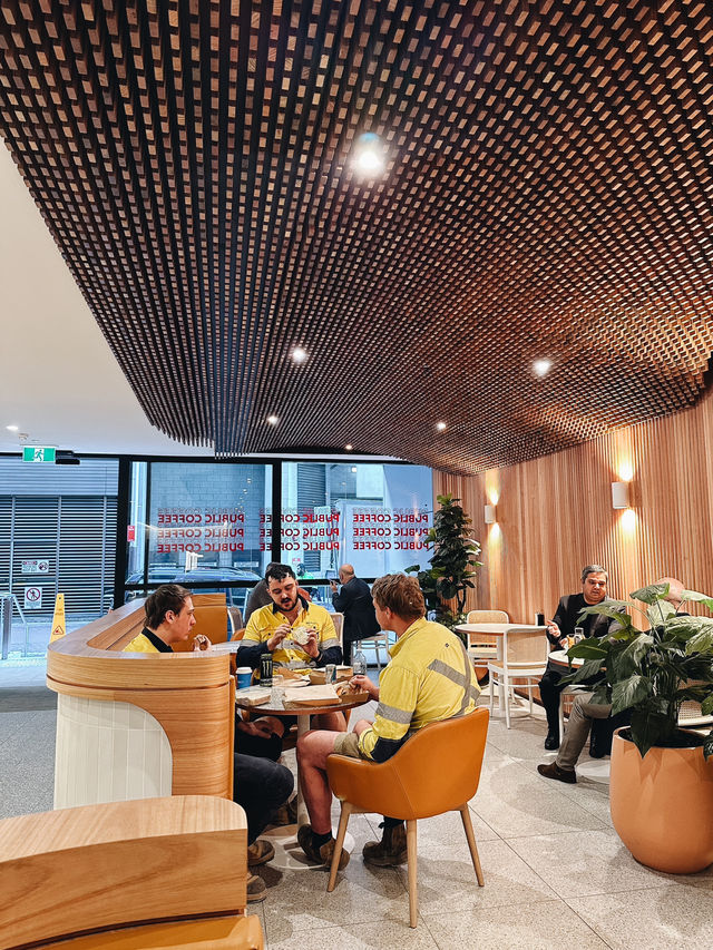 🇦🇺 悉尼竟然在酒店附近 找到這家 不論是裝潢 還是食物質素都接近完美！☕️