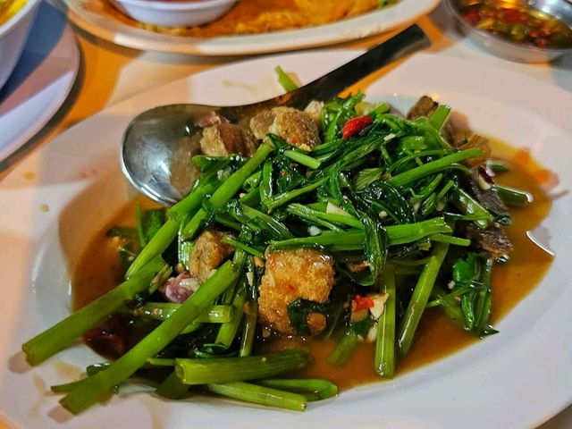 ร้านนี้เด็ดมาก !! มาชุมพรต้องโดน
