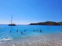 土耳其Oludeniz Beach死海海灘：藍寶石海水，天堂般的景色