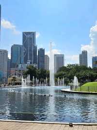 KLCC Park: สวนสาธารณะใจกลาง KL 🌱
