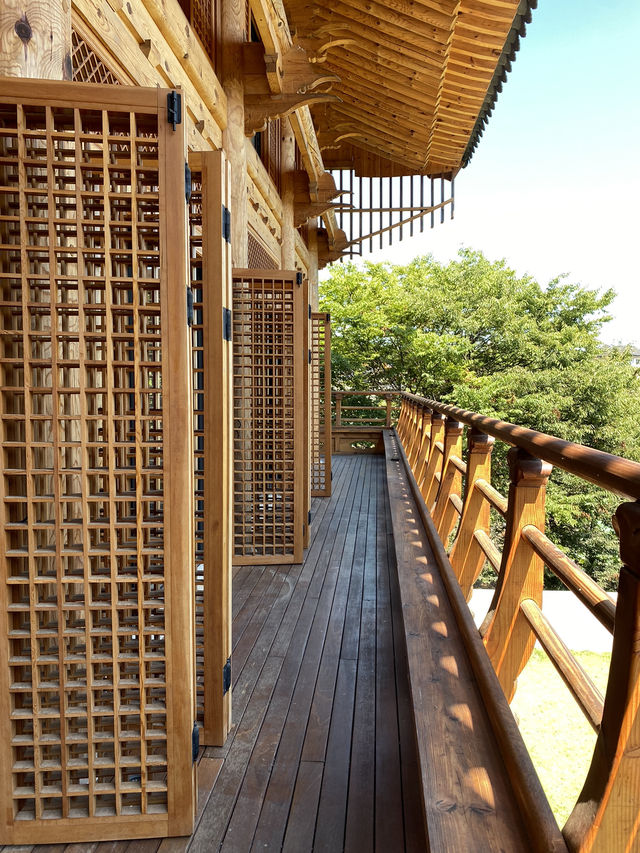 必去！清州韓屋風格咖啡廳兼圖書館，美翻一整天都不想出來