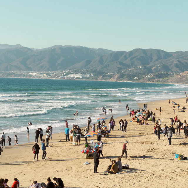 Best beach in LA , Ca 🇺🇸 #santamonica