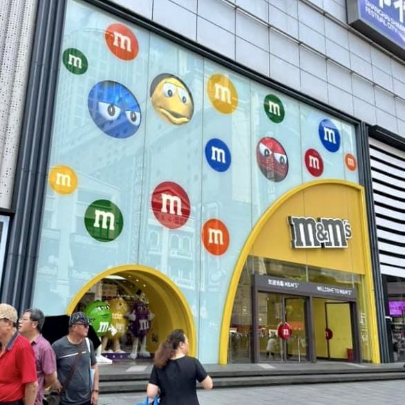 上海M&M’s World-樓高2層，亞洲唯一M&M‘s旗艦店