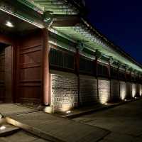 【韓国ソウル・景福宮】ライトアップされた幻想的な建物を拝む「景福宮 夜間特別観覧 2024秋」